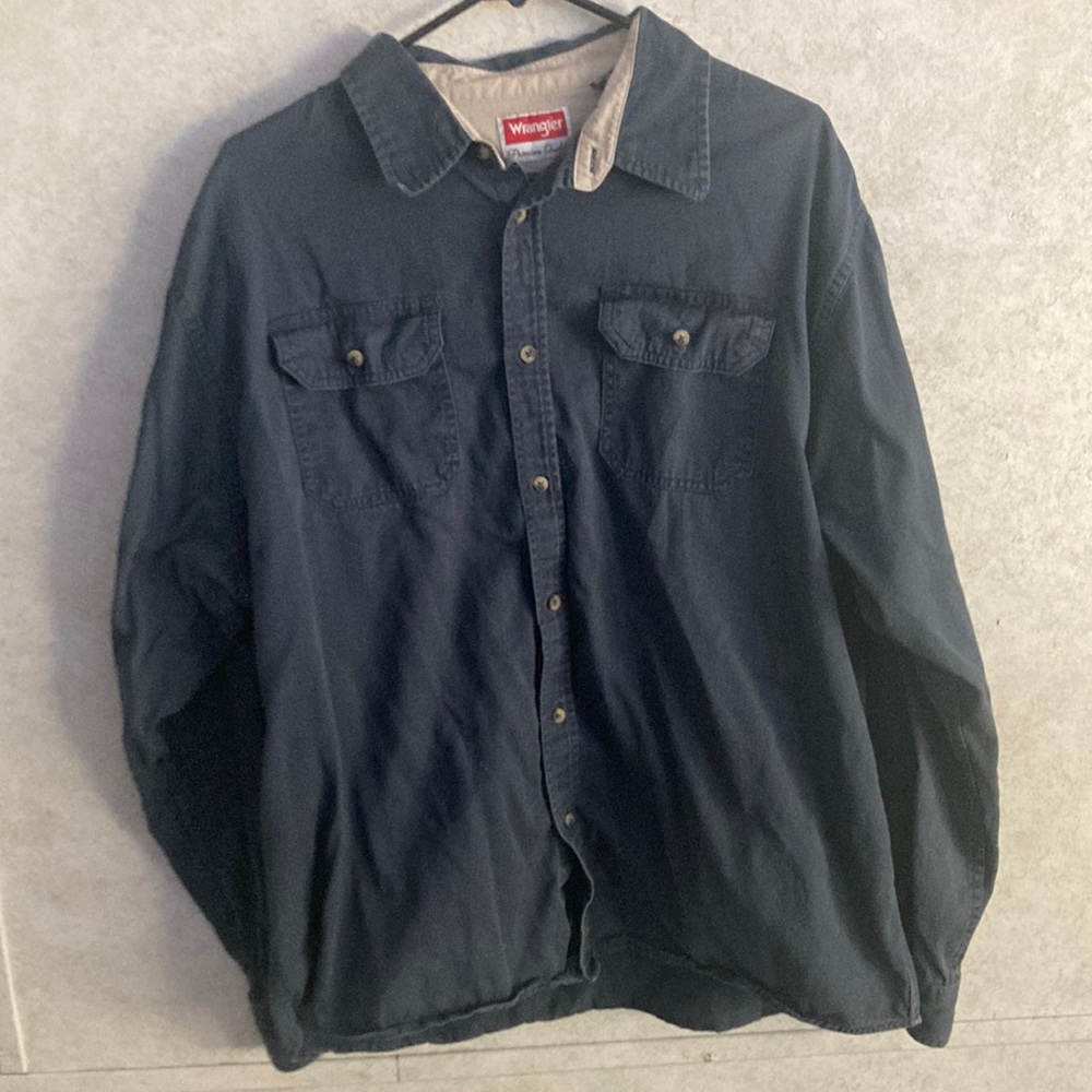 Nice Vintage Wrangler Button Up